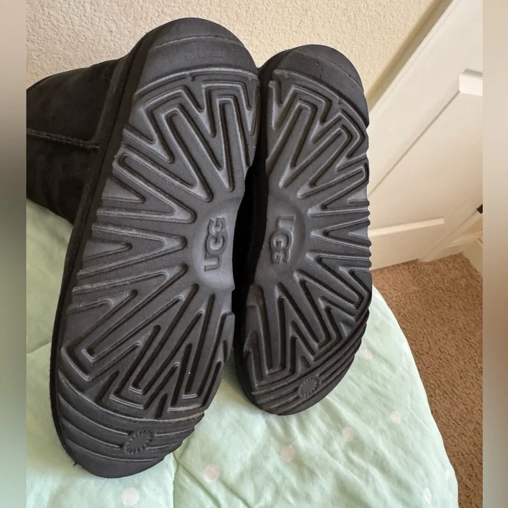 UGG Black Suede Boots Kids size 3